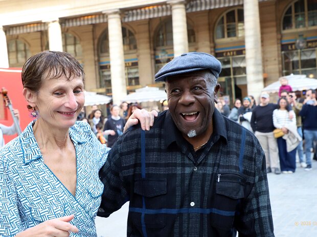 2026-03-08-IMPROMPTU-SWING-PLACE-COLETTE