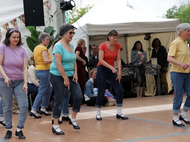 SHOWS-ET-DEFILE