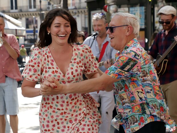 2026-06-20-IMPROMPTU-SWING-PLACE-COLETTE